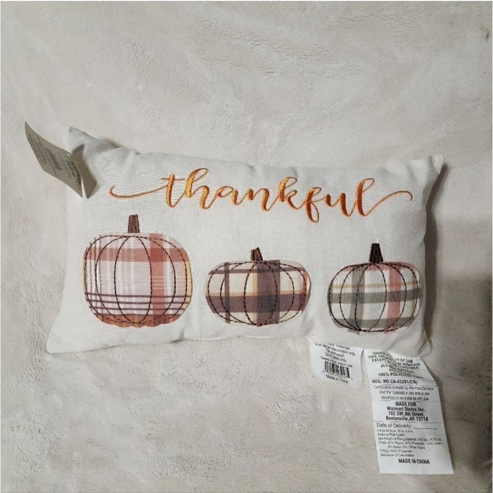 New Thanksgiving Fall Halloween "Thankful" Pumpkins Throw Pillow 9"×16"